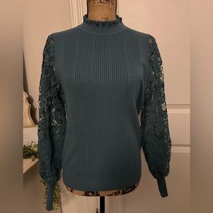 Lace Sleeved Sweater✨